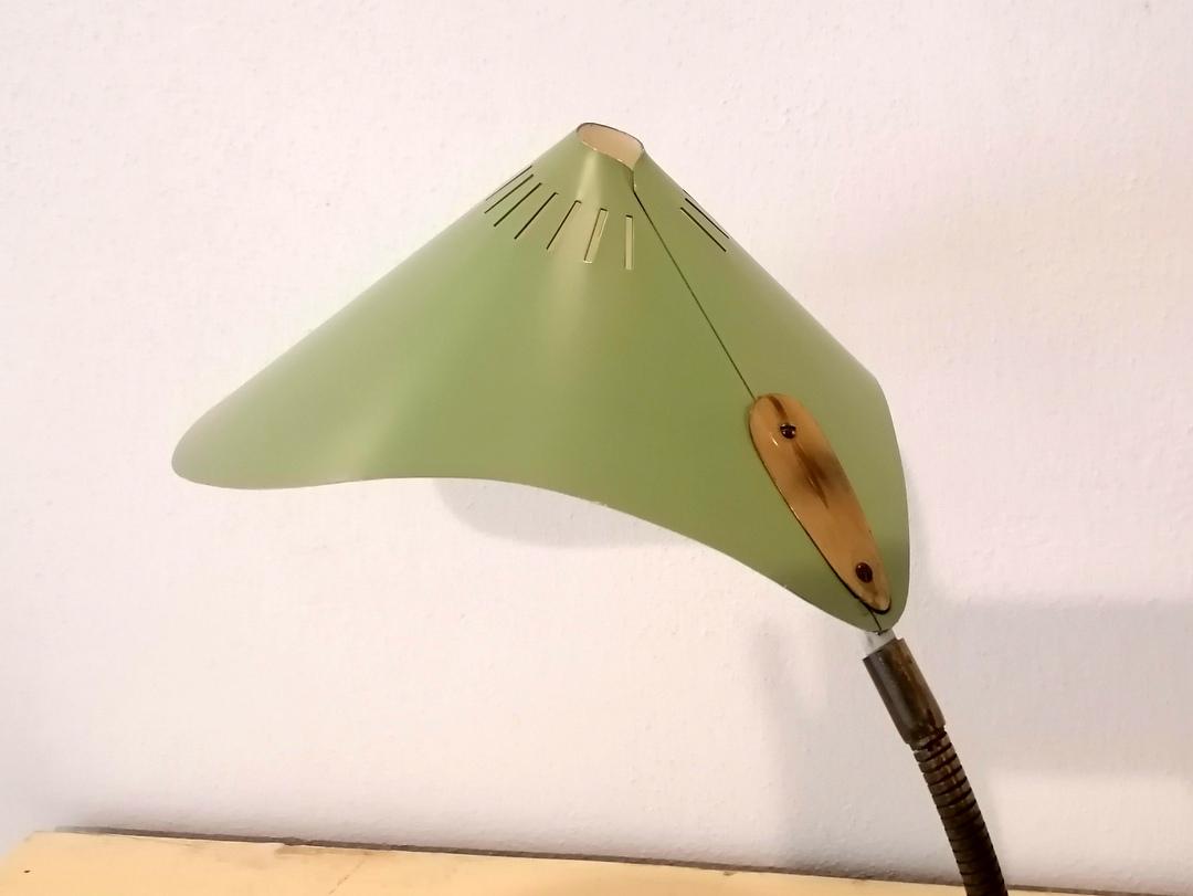 Cobra lamp